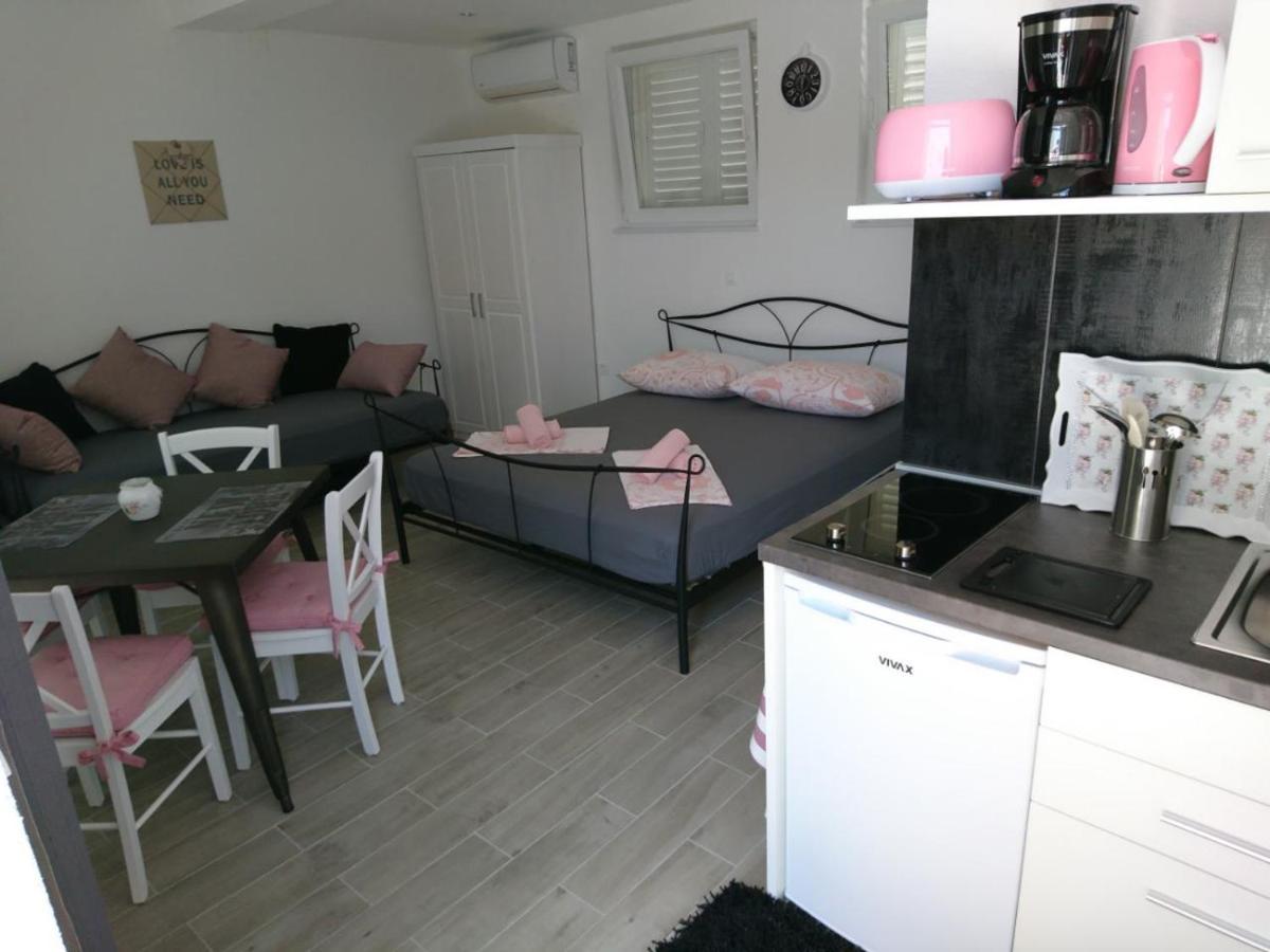 Apartament Nessa & Meli *